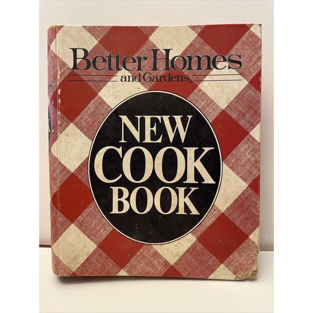 Better Homes and Gardens "New Cook Book" Red Plaid Five-Ring Binder 1981